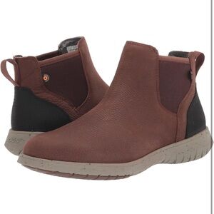 Bogs Men’s Spruce Chelsea Ankle Boot NWOT Size 9